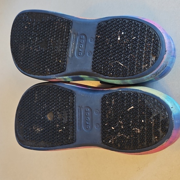 Crocs Bistro Tie Dye - Picture 11 of 13